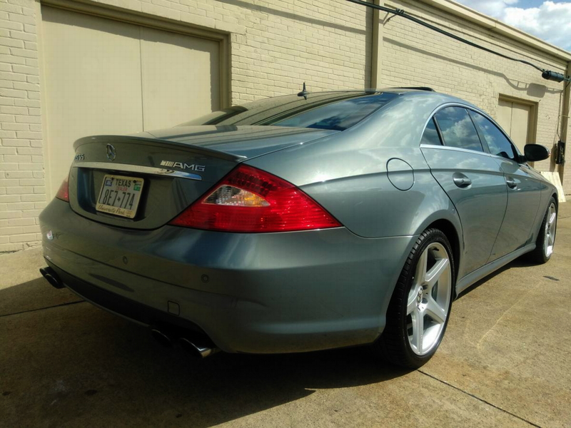 Illustration for article titled At $10,999, Could This High-Mileage 2006 Mercedes CLS 55 AMG Prove Four Is More?